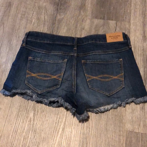 Abercrombie & Fitch Shorts - Picture 2 of 3